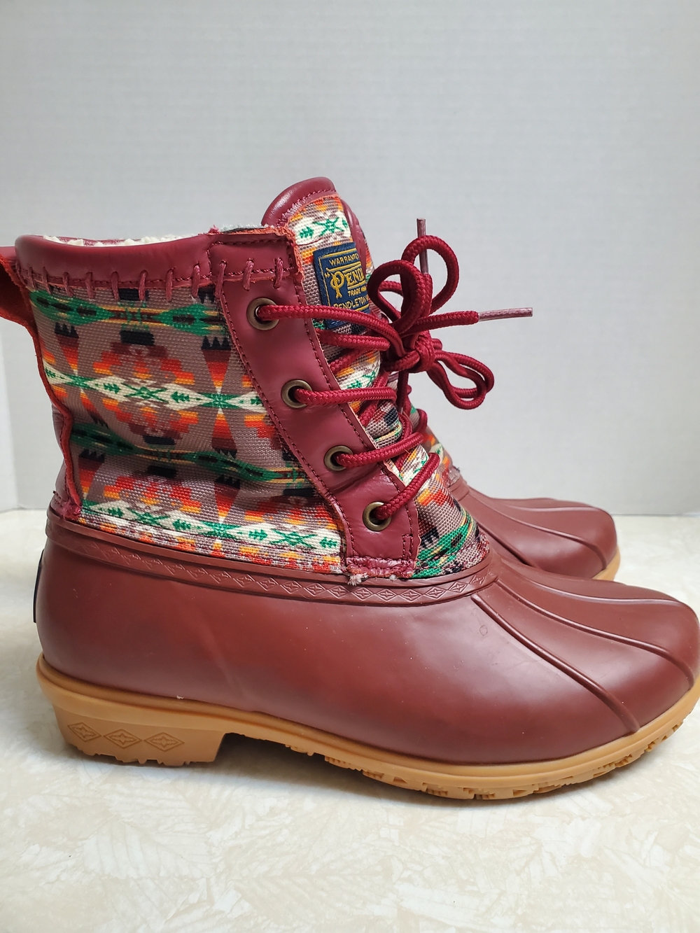 Pendleton Burgundy Aztec-Pattern Lace-Up Duck Boots